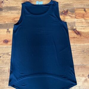 Size 1 Black Chico’s stretch tank high low longer length Medium Large